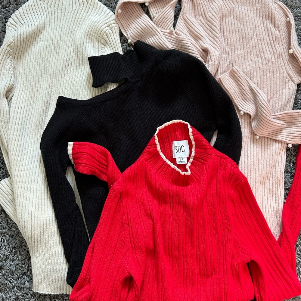 Out of Country Moving Sale Lady Tops Lot